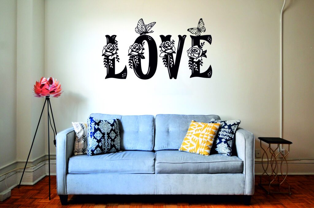 fondo2 Cuadro LOVE floral con mariposas – 4 piezas, 40 × 72 cm